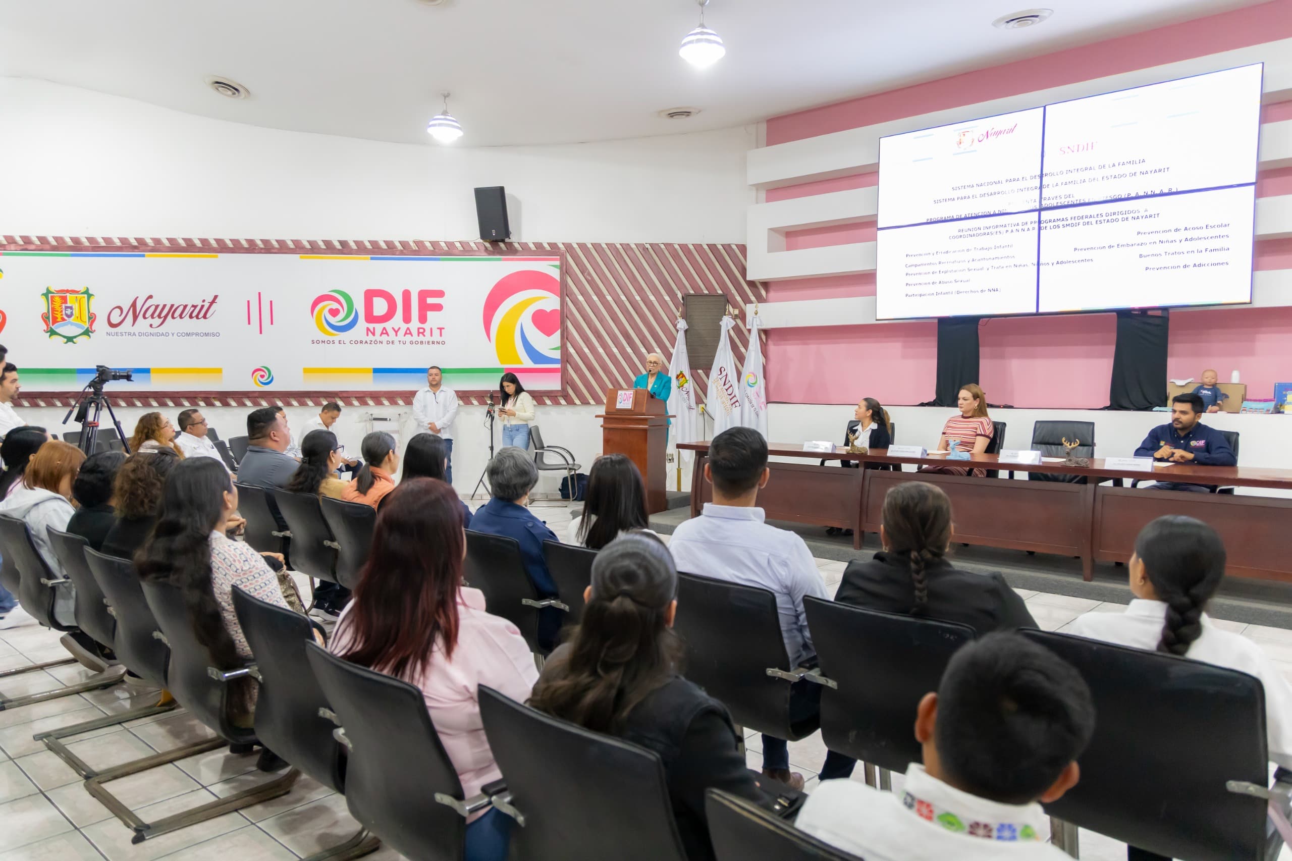 DIF Nayarit capacita a los DIF municipales para atender a menores de ...